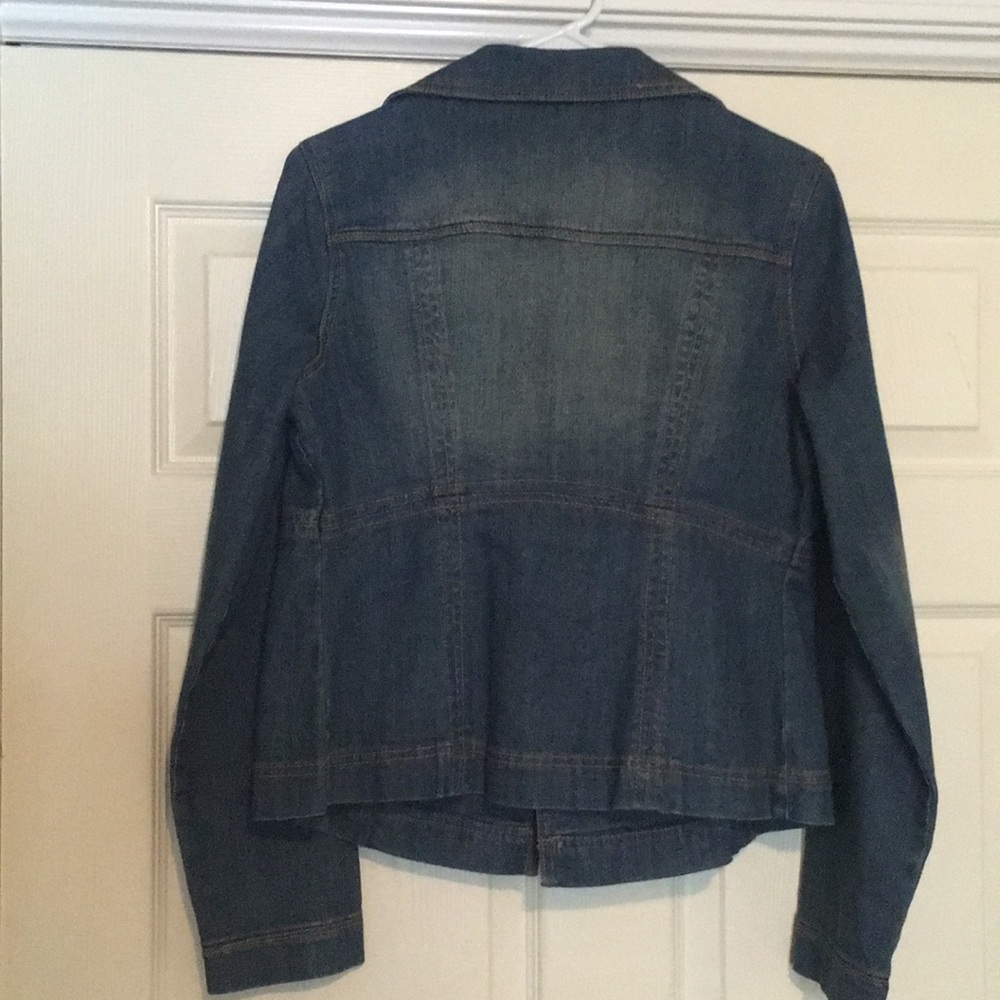 Jacket - Picture 2 of 6